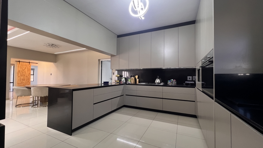 5 Bedroom Property for Sale in Malmesbury Rural Western Cape